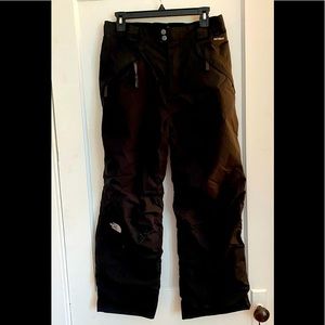 The North Face boys size XL ski pants. Black.
